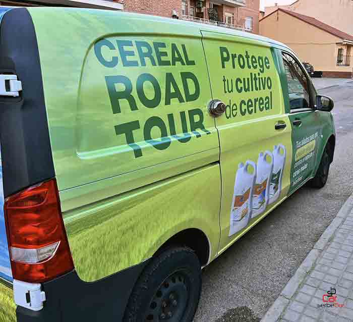 Furgonetas rotulación integral para BAYER | SerbeCar