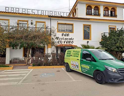 Furgonetas Publicitarias Furgonetas publicitarias de BAYER rotulados con diseño corporativo - SerbeCar
