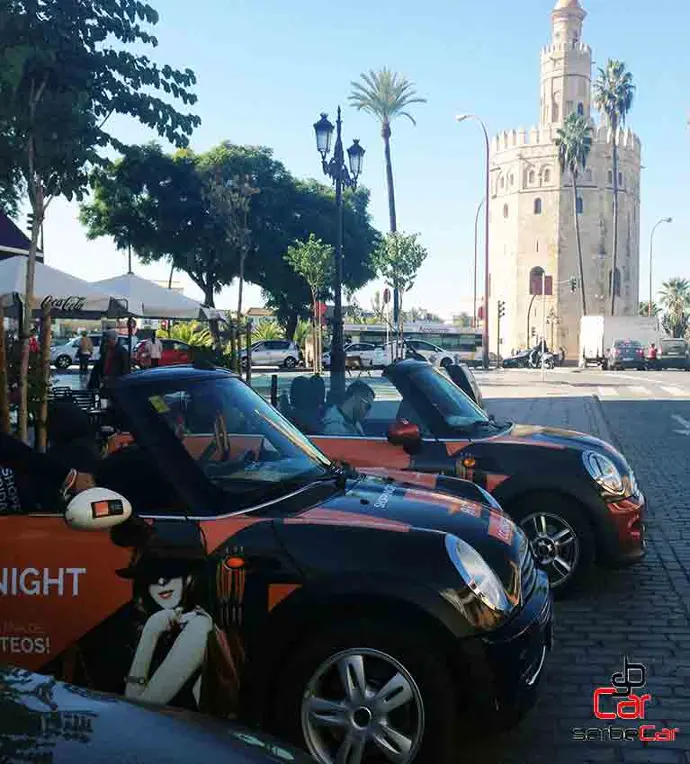 Coches Mini publicitarios rotulados con diseño corporativo , SerbeCar